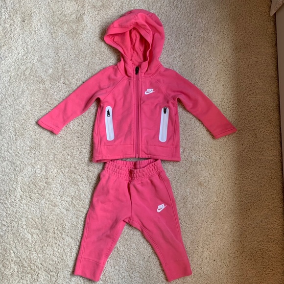 baby girl nike tracksuit